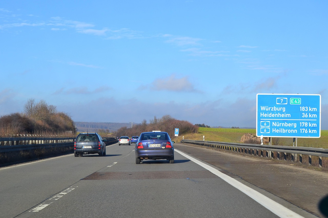 【重庆机场最新疫情要求,重庆机场最新疫情防控政策】